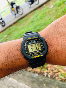 Đồng hồ nam điện tử si Nhật Casio DW5600e mặt chữ nhật