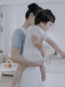 [ Auized Store ] Pigeon Feeding Bottle Glass Standard Mouth Bottle Newborn Standard Caliber Baby Feeding Bottle Genuine Goods