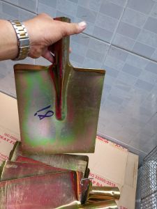 Xẻng xúc đất làm vườn xẻng thép vuông - xẻng xúc đất SIZE ĐẠI