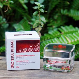 Kem Sắc Ngọc Khang 5 in 1 ban ngày dưỡng trắng da hũ 30ml