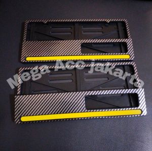 Cover plat nomor karbon list kuning tatakan plat nomor karbon  universal semua motor
