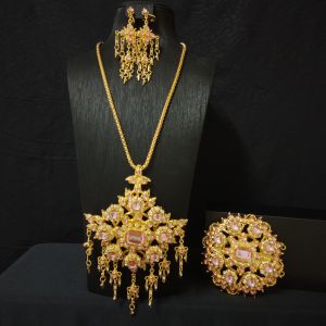 ชุดเซ็คสร้อยคอ+ต่างหู+หัวเข็มขัด แต่งพลอยสี เซ็คสร้อยชุดแต่งงาน เซ็คชุดไทย เครื่องแต่งกายล้านนาสวยๆ สินค้าพร้อมส่งจากประเทศไทย