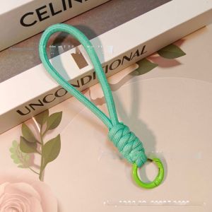 Dây đeo điện thoại dệt đa năng với móc chìa khóa lý tưởng cho các phím và túi xách