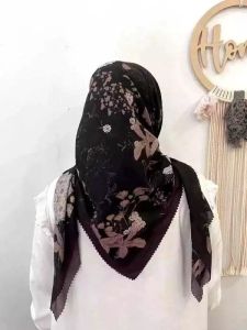 Kerudung Segi Empat Motif Terbaru 2023