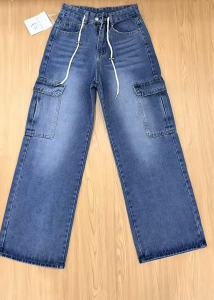 Beautified  กางเกงยีนส์เอวสูง  เอวเข้ารูป ใส่สะบาย แมทง่าย ผ้าหนาทิ้วตัว เอวเข้ารูป ผ้านิ้ม#6640