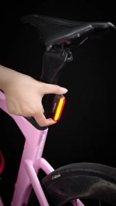 ROCKBROS Bicycle Smart Taillight Brake Sensing Magnetic MTB Road Bike light Vibration Light Sensing Night Bicycle Accessories