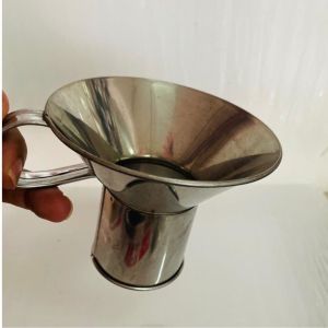 กรวยกรอกอาหาร มี 2 ขนาด 12cm.  15.5cm. กรวยสแตนเลส กรวยกรอกก๋วยเตี๋ยว ไม่ขึ้นสนิม