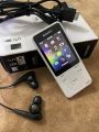 Máy nghe nhạc SONY WALKMAN NW-S14 8GB cũ giá rẻ có Blutooth. 