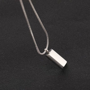 MillionGrid Creative Men Necklace Cool Geometric Necklace Titanium Clavicle Chain Boyfriend Gift Color Bricks Punk Couple Necklace