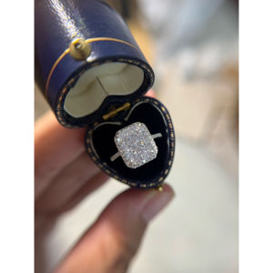 แหวน Zircon 8A เหลี่ยมเพชรล้อมกรอบ 4กะรัต เงินแท้ S925