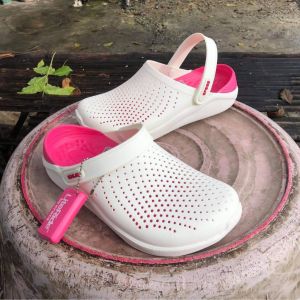 Crocs LiteRide Clog รองเท้าใส่สวย ใช่ดีใช่ทน ทันสมัย กำลังฮิต ใส่เที่ยวทะเล/เล่นน้ำ เบานุ่มสบาย คลายปวด
