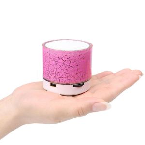 ลำโพงมินิไร้สายแบบพกพา รุ่น A9 (คละสี) แบบพกพา 9 มิติ เส้นเลือด 3 สูง เพิ่มเติม ไฟเทคมีไฟ LED ขนาดกระทัดรัด น้ำหนักเบา 500 บาท