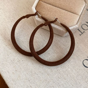 Fashionable Ring Gift 秋冬安可拉红丝绒耳圈酒红色圈圈耳环女气质显白新年喜庆复古耳饰