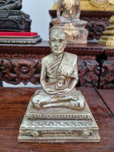 พระบูชา หลวงพ่อสด หลวงพ่อวัดปากน้ำ (พระมงคลเทพมุนี) วัดปากน้ำ ปี พศ. 2530 (การันตีพระแท้ 100%)