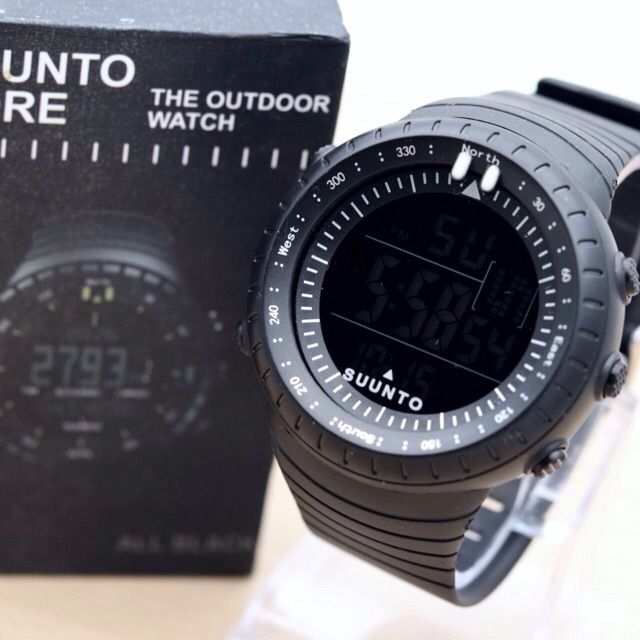 Jam discount digital suunto