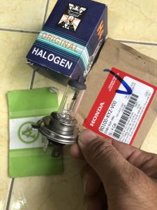 Bóng đèn H4 12v Xe Máy RS Sirus loại tốt