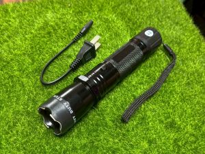 ไฟฉายแรงสูง LED แบบพกพา รุ่น 2013 สำหรับกิจกรรมกลางแจ้ง และการเดินป่า พร้อมส่ง