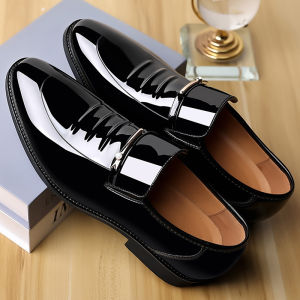 2024 Fashion Style Mens Luxury Fashion Oxford Dress Shoes Slip on Business Formal Shoes Comfortable PU Leather Loafer Shoes
