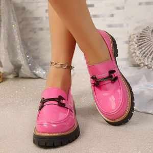 WomenS Small Leather Shoes 2026 New Model Metal Buckle Single Shoes Large Size Vintage Thick-Soled Loafers