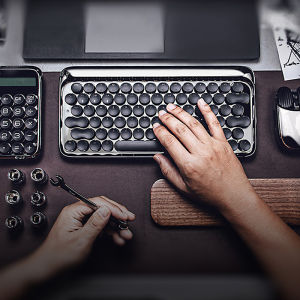 Lofree keyboard set 5 pieces Design Dot Bluetooth Mechanical Keyboard Wireless mouse Backlit Round Button For Ipa d iphon e macboo k pc Computer android Tablet Special package Gift Set Knight Set mice mat Hand examination  Calculator