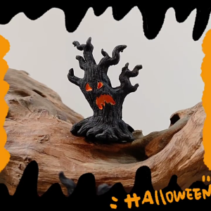 Set of 4 Halloween Tree Stump Ghostly Miniature Figurine Resins Ornaments for Indoor and Outdoor Festival Decoration