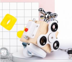 Busy Bag / Busy Wood Board Unlock Toys Wooden Busy Cube Montessori Mainan Bayi Kanak budak 宝宝开锁忙碌板开锁玩具