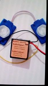 MODUL LAMPU LED KILAT BLITZ 12 VOLT + 2 LED 1MATA KOTAK
