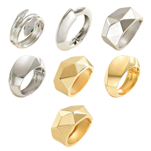 Simple Design Alloy Bracelet Versatile Fashion Bangle Accessory Wristband for Everyday Wear and Special Event