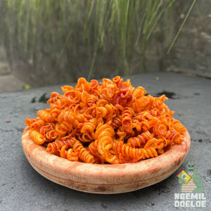 Makaroni Spiral Pedas Daun Jeruk / Makaroni Ulir Pedas Daun Jeruk Ngedoel