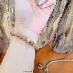 Vòng Tay Trầm Hương Tự Nhiên Cho Nữ Size 8mm 21 Hạt Trầm Tự Nhiên Hùng Dung Bảo Hành Trọn Đời