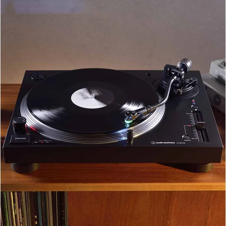 Audio-Technica%20AT-LP120XUSB%20Direct%20Drive%20DJ%20Turntable%20-%20Image%205