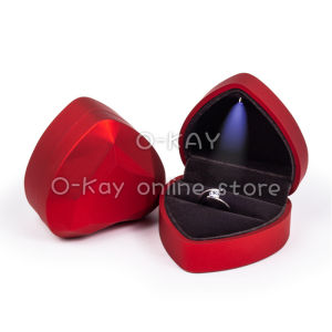 Heart‑Shaped LED Light Ring Box Romantic Proposal Wedding Band Display Holder