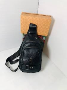 กระเป๋าคาดอก กระเป๋าสะพายไหล่  คุณภาพดี หนัง PUกระเป๋าใส่ 7 นิ้วสูง 10 นิ้ว