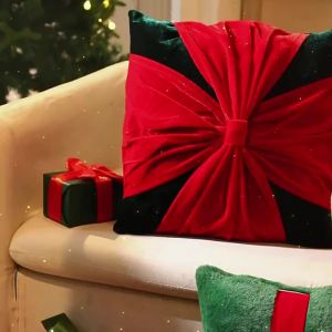 Christmas decorations: bow-shaped pillow covers sofa and chair covers for the living room table runners and high-quality plush cushions