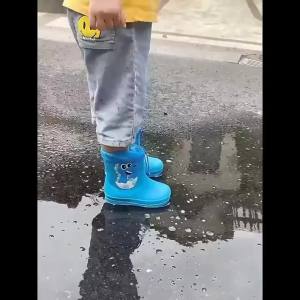 Childrens Rain Shoes Kindergarten Baby New Girls Anti slip Waterproof Rain Shoes Bundle Mouth Boys Water Shoes Cartoon High Sleeve