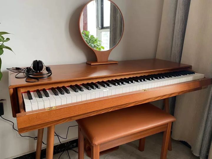 Đàn piano điện Hồng Kông Betsy B361 88 phím, có ghế, pedal, giá đỡ để ...