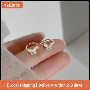 【Local shipping】 1 cặp shinning Zircon lớn nhỏ bướm Tai Clip bông tai pha lê không xuyên Tai Cuff phụ nữ giả xuyên tai bọc
