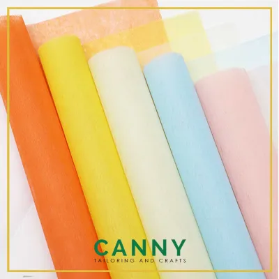 (32-35pcs) Non Woven Flower Wrapping Sheet 54cm x 58cm / Kertas Pembalut Bunga Non Woven (32-35pcs)
