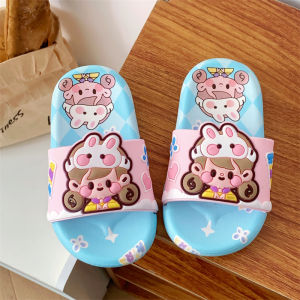 Childrens slippers รองเท้าแตะเด็ก รองเท้าแตะน่ารักสำหรับเด็กชายและเด็กหญิง รองเท้าแตะในบ้านในร่ม ห้องน้ำกันลื่น สามารถสวมใส่ด้านนอกได้ รูปแบบใหม่ EVA