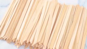 1000pcs Wooden Small Wax SticksEyebrow Wax Sticks for Eyebrow Hair Remover,Small Waxing Sticks,Wooden Sticks for Crafts