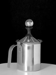 Stainless Steel Manual Milk Frother Hand Pump Milk Foamer with Filter Screen 400cc