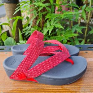 Fitflop ผู้ชาย Size 40---44 รองเท้าเพื่อสุขภาพผู้ชาย พื้นนุ่ม สายสลิง ใส่ทนทาน ไม่ขาดง่าย ใส่สวยใส่สบายมาก รับรองสินค้าตรงปก สินค้ามีในไทยจัดส่งไว 1-3 วันได้รับของ