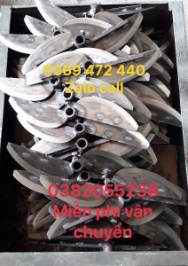 CHUYÊN BÁN VÀ CUNG CẤP lưỡi dao gắn máy băm chuối mịn dài 40cm lỗ cốt 24mm