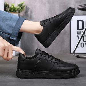Pretty girls shoes 【จัดส่งจากกรุงเทพ! 】รองเท้าผู้ชาย รองเท้าผ้าใบ รองเท้าลำลอง รองเท้ากีฬาและรองเท้าทำงานสีขาวล้วนและสีดำล้วน ทันสมัยและใช้งานได้หลากหลาย กันน้ำ กันลื่นและทนต่อการสึกหรอ