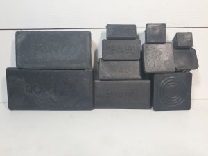 Nắp nhựa chụp bịt sắt hộp các loại 20x20 25x25 30x30 40x40 50x50 20x40 25x50 30x60 40x80 50x100 60x120