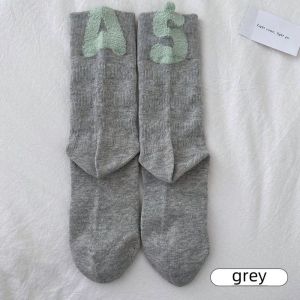TANGG Không đối xứng Vớ Lửng Cotton Đơn giản Từ ngữ Vớ in Mềm Hàng dệt kim mùa hè Tất lưới Nữ