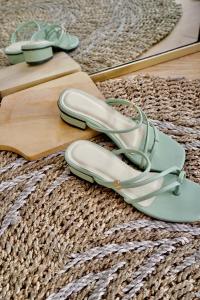 SELARAS - Luna Sendal Heel Wanita