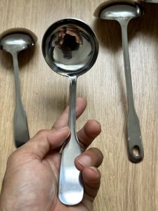 Vá muỗng múc canh inox cao cấp rất dày thương hiệu Re Hang ao cấp chuyên dùng cho nhà hàng vá lẩu vá múc canh cán inox dày