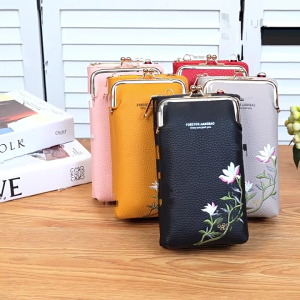 Stylish Phone Bag with Detachable Strap Shoulder Bags for Women Perfect for Dating Traveling and Shopping