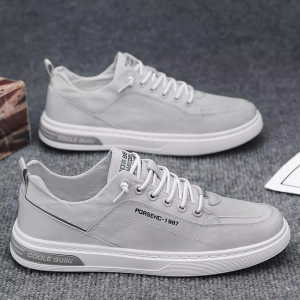 AF Sepatu Sneakers pria AKIO(A16) cansual model terbaru running